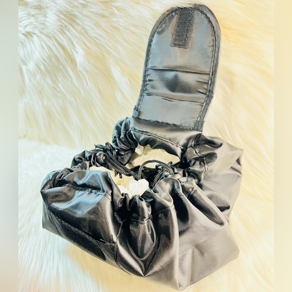 Makeup Bag - Picture 10 of 10